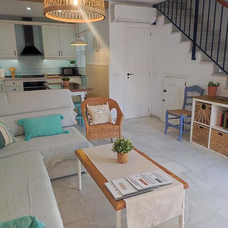 Вілла Casa Lola Conil, Azotea Al Mar Y Parking Solo Familias O Parejas Коніль-де-ла-Фронтера Екстер'єр фото