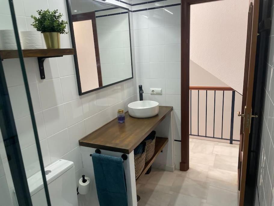Вілла Casa Lola Conil, Azotea Al Mar Y Parking Solo Familias O Parejas Коніль-де-ла-Фронтера Екстер'єр фото