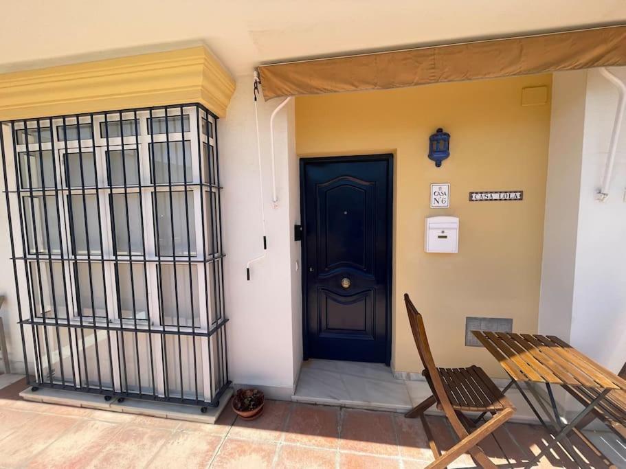 Вілла Casa Lola Conil, Azotea Al Mar Y Parking Solo Familias O Parejas Коніль-де-ла-Фронтера Екстер'єр фото