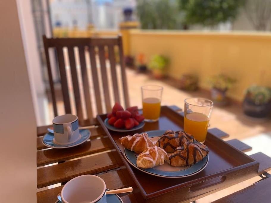 Вілла Casa Lola Conil, Azotea Al Mar Y Parking Solo Familias O Parejas Коніль-де-ла-Фронтера Екстер'єр фото