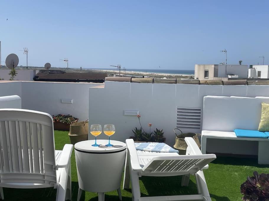 Вілла Casa Lola Conil, Azotea Al Mar Y Parking Solo Familias O Parejas Коніль-де-ла-Фронтера Екстер'єр фото